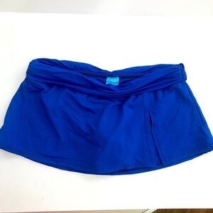 Ocean Ave. swim wear skirt with panty size M resort skirt NWT